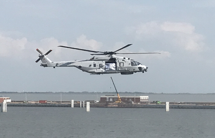 E4B6514C-54A8-45FD-8FD0-A50AFBAA8F4a4